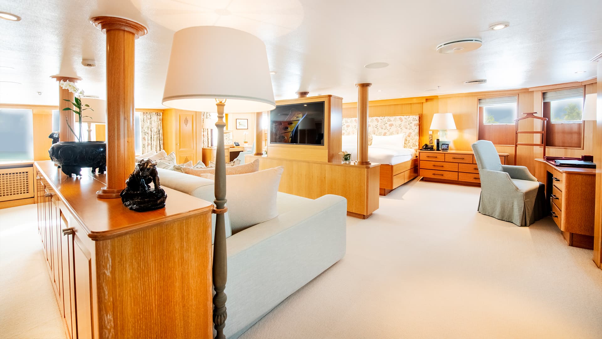 Expedition Superyacht Arctic
