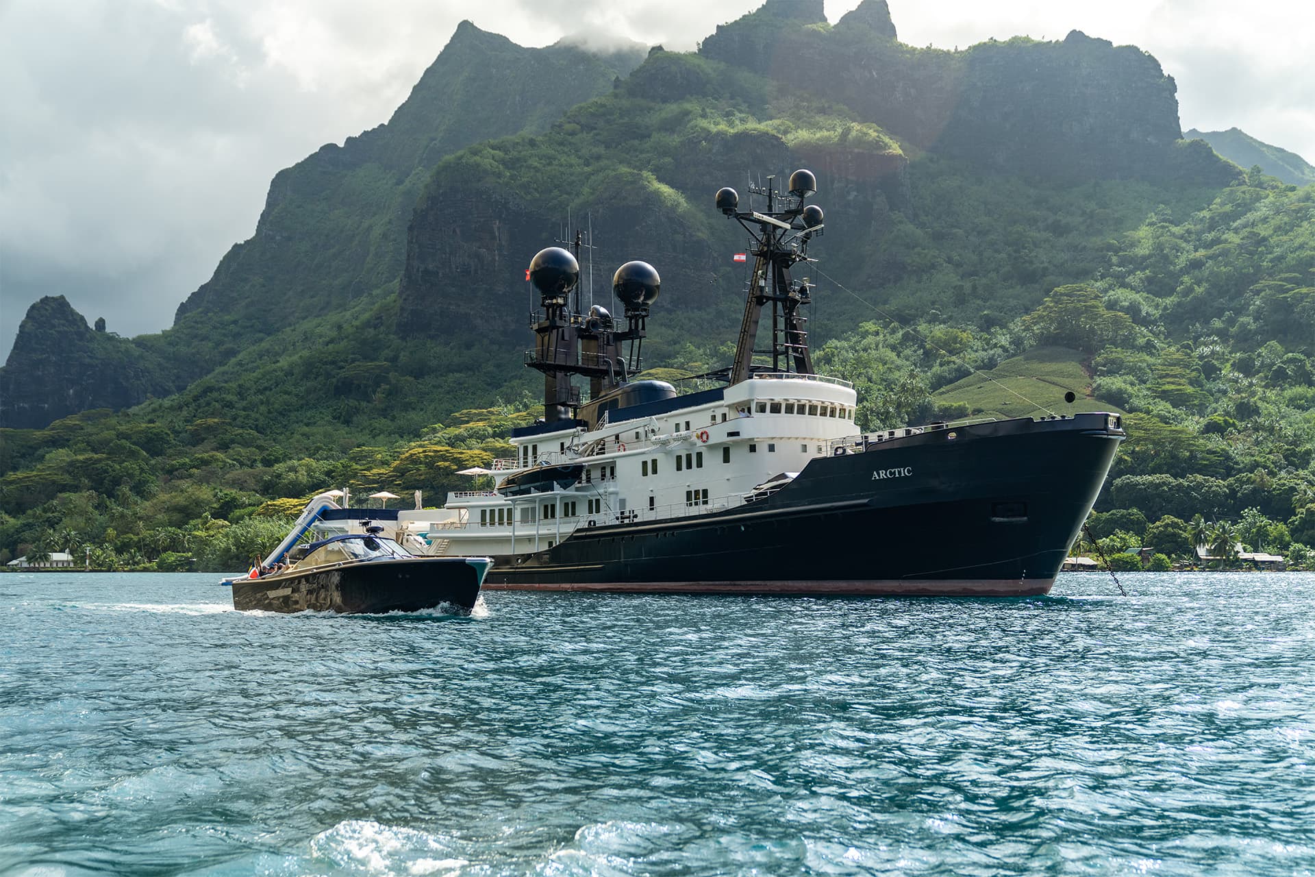 Expedition Superyacht Arctic