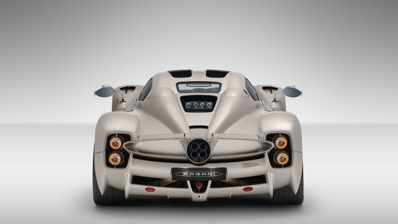 Pagani Utopia